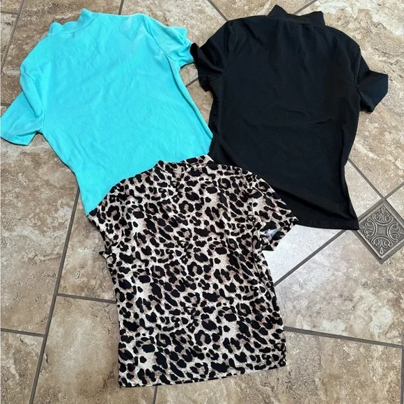 Shein mock neck Top bundle medium short sleeve - Picture 2 of 2
